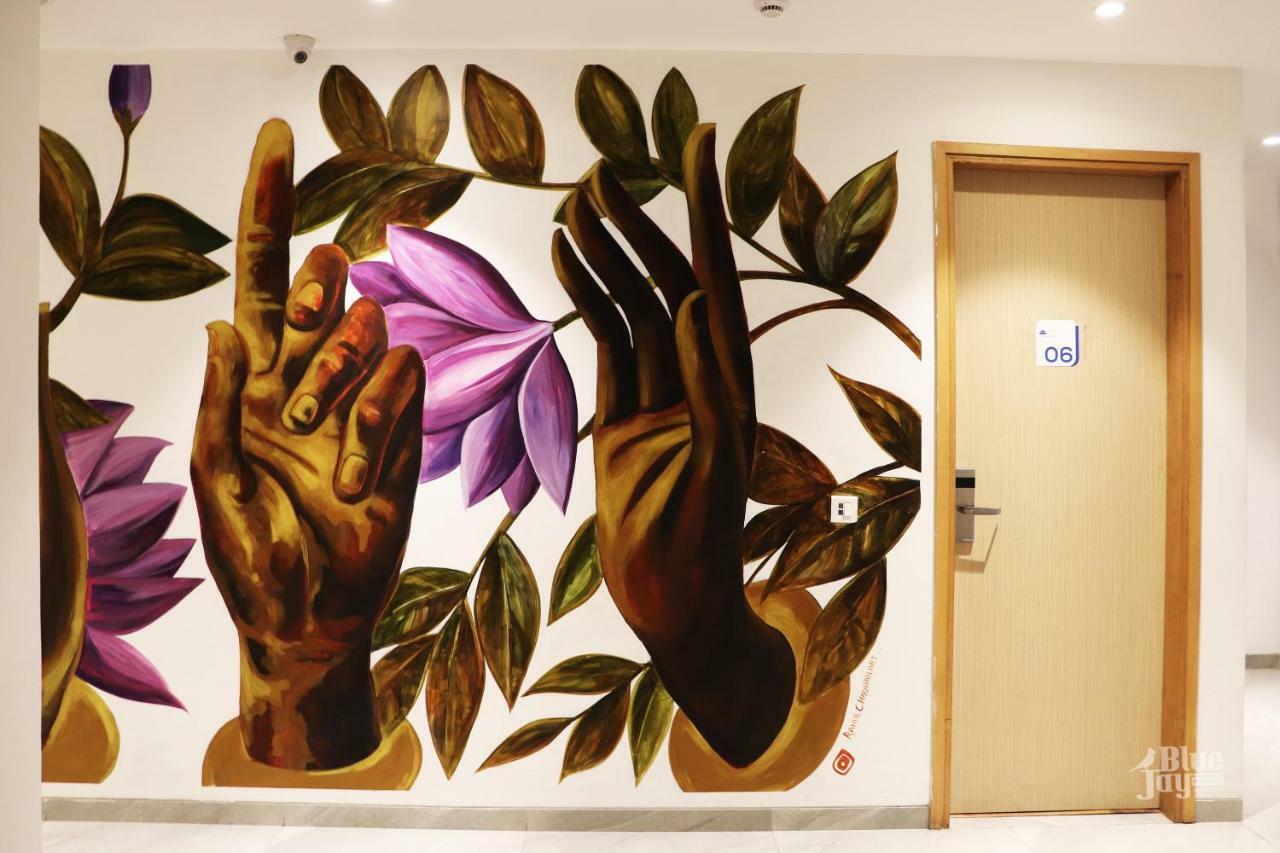 The Blue Jay Hostel - Dorms & Rooms Rishīkesh Εξωτερικό φωτογραφία