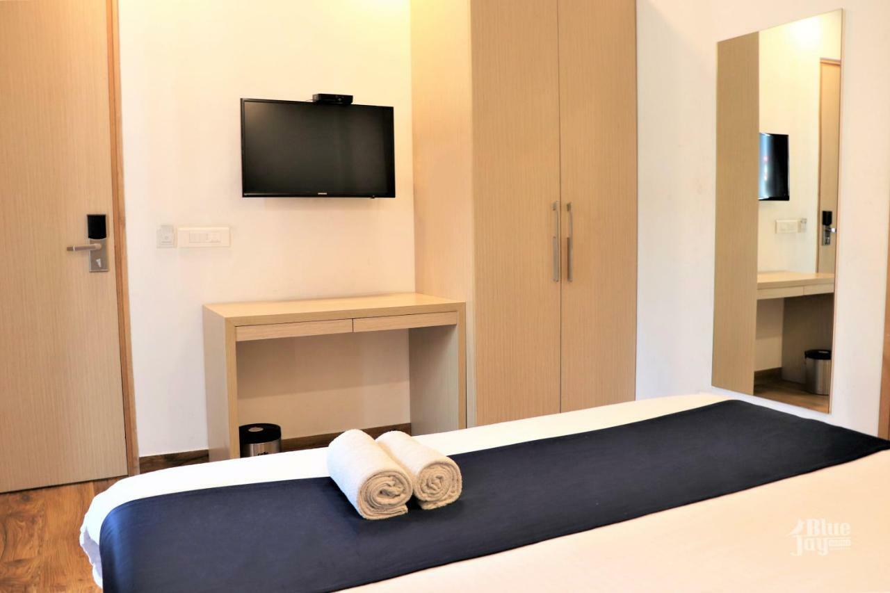 The Blue Jay Hostel - Dorms & Rooms Rishīkesh Εξωτερικό φωτογραφία