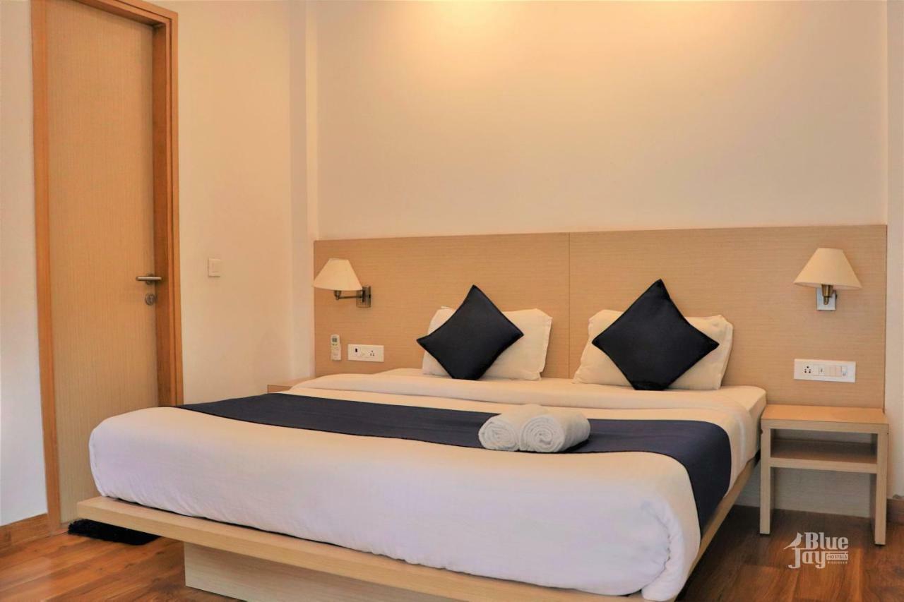 The Blue Jay Hostel - Dorms & Rooms Rishīkesh Εξωτερικό φωτογραφία
